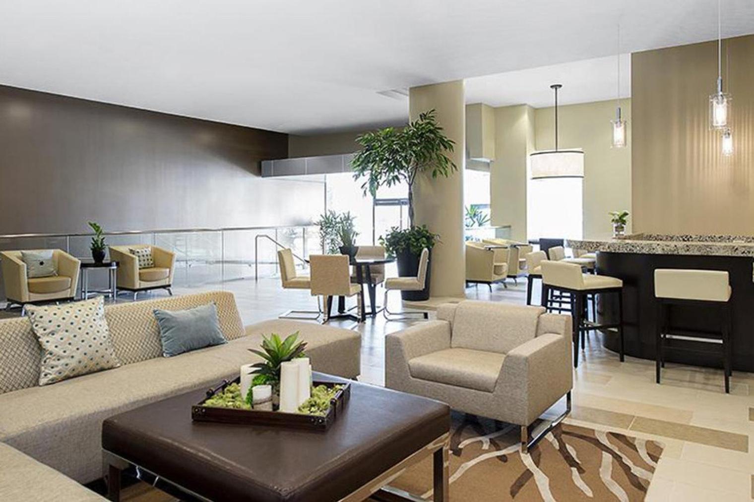 Koreatown 1br W Gym Pool Close To Coffee Shops Lax-1176 *